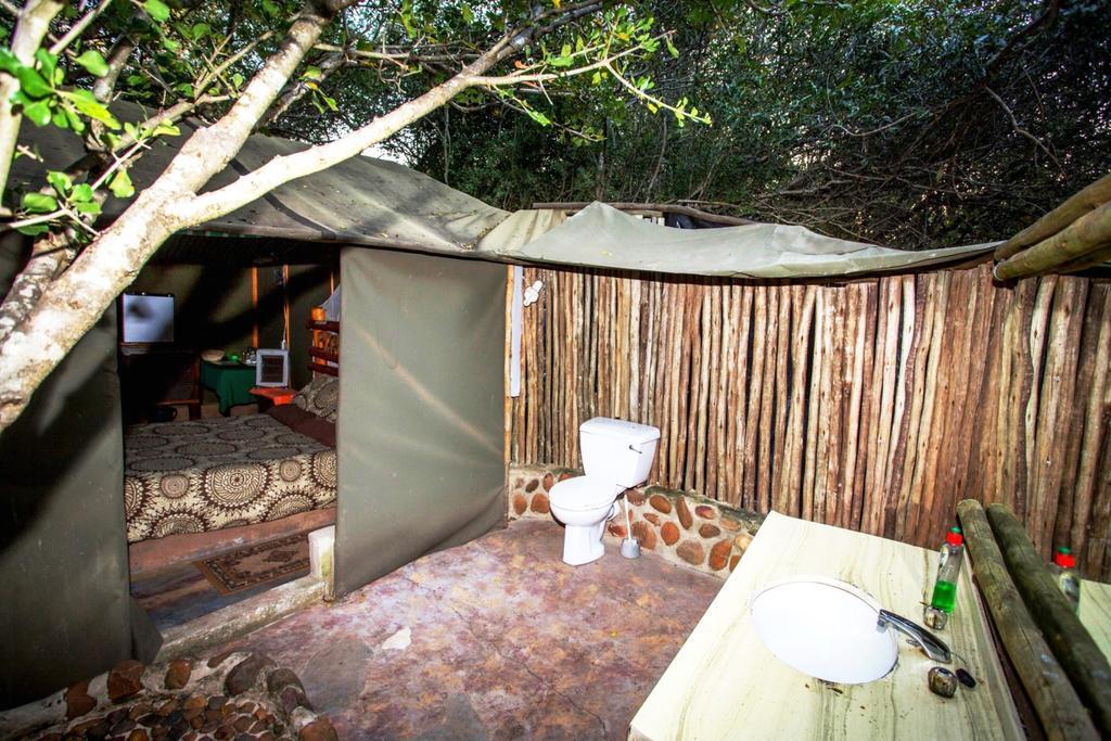 Amanzimlotzi Riverside Bush Camp Hoedspruit Exterior photo